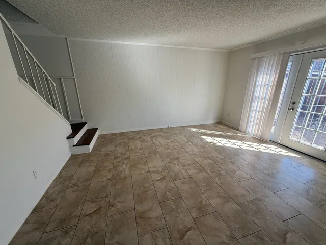 $175,000 | 10372 Hammerly Boulevard, Unit 25, Houston, TX 77043