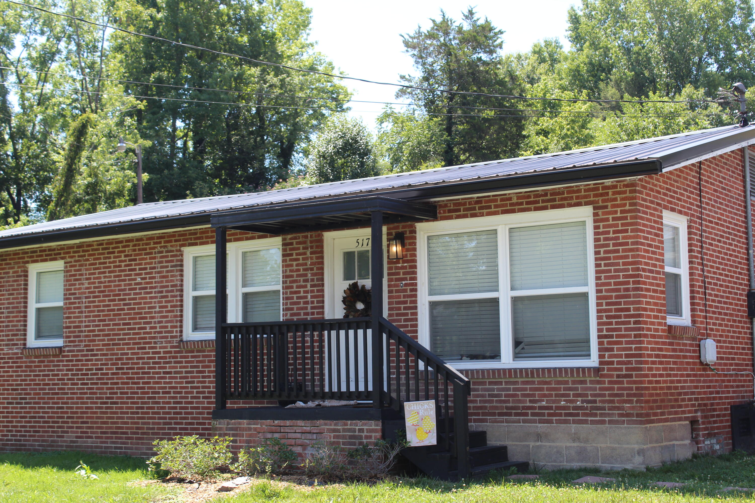 517 Rochester Avenue Middlesboro, KY 40965 - Photo 5 of 10 IMG_0983