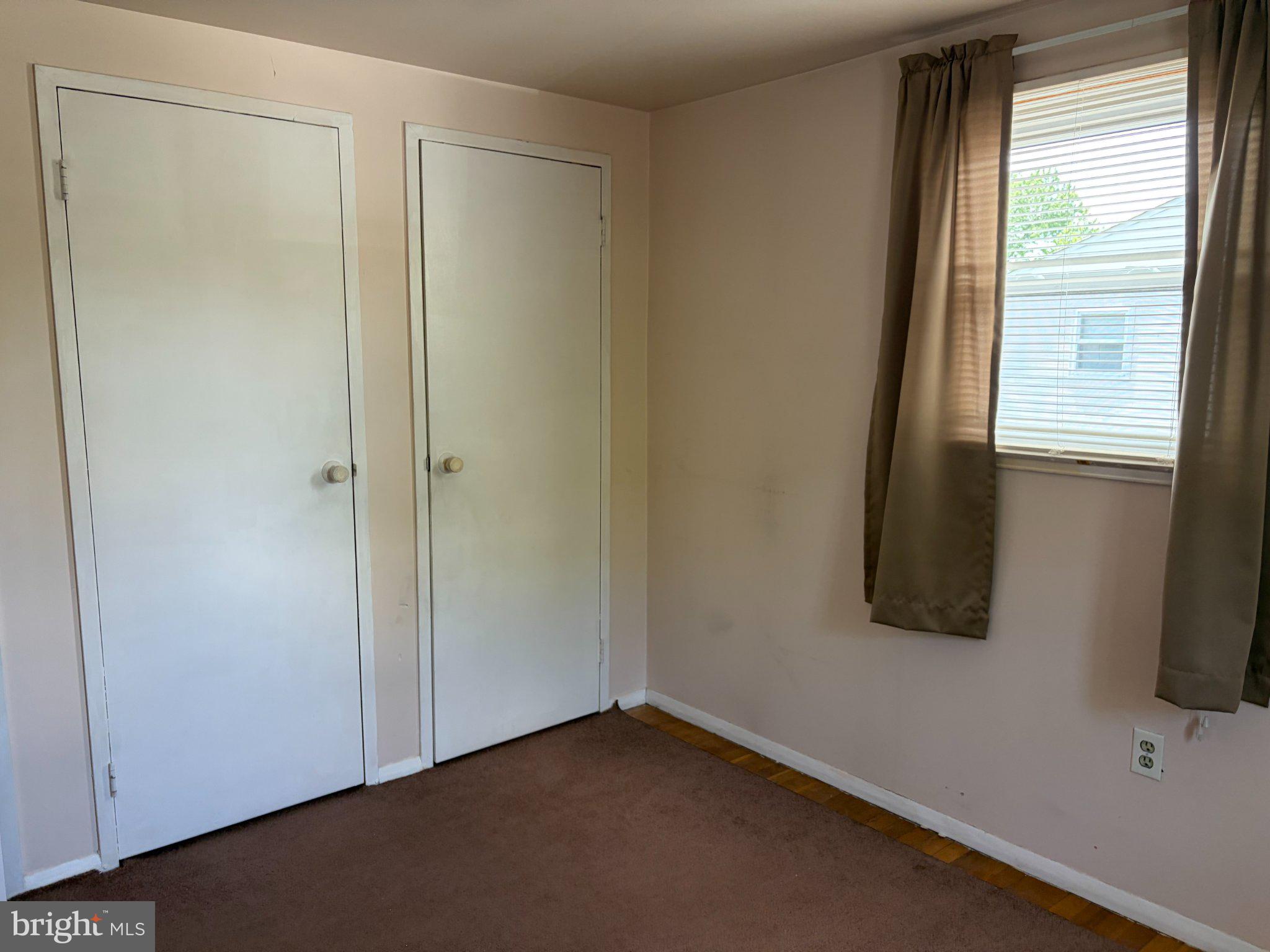 638 Kingston Road Middle River, MD 21220 - Photo 12 of 18 Front Bedoom with dual closets.