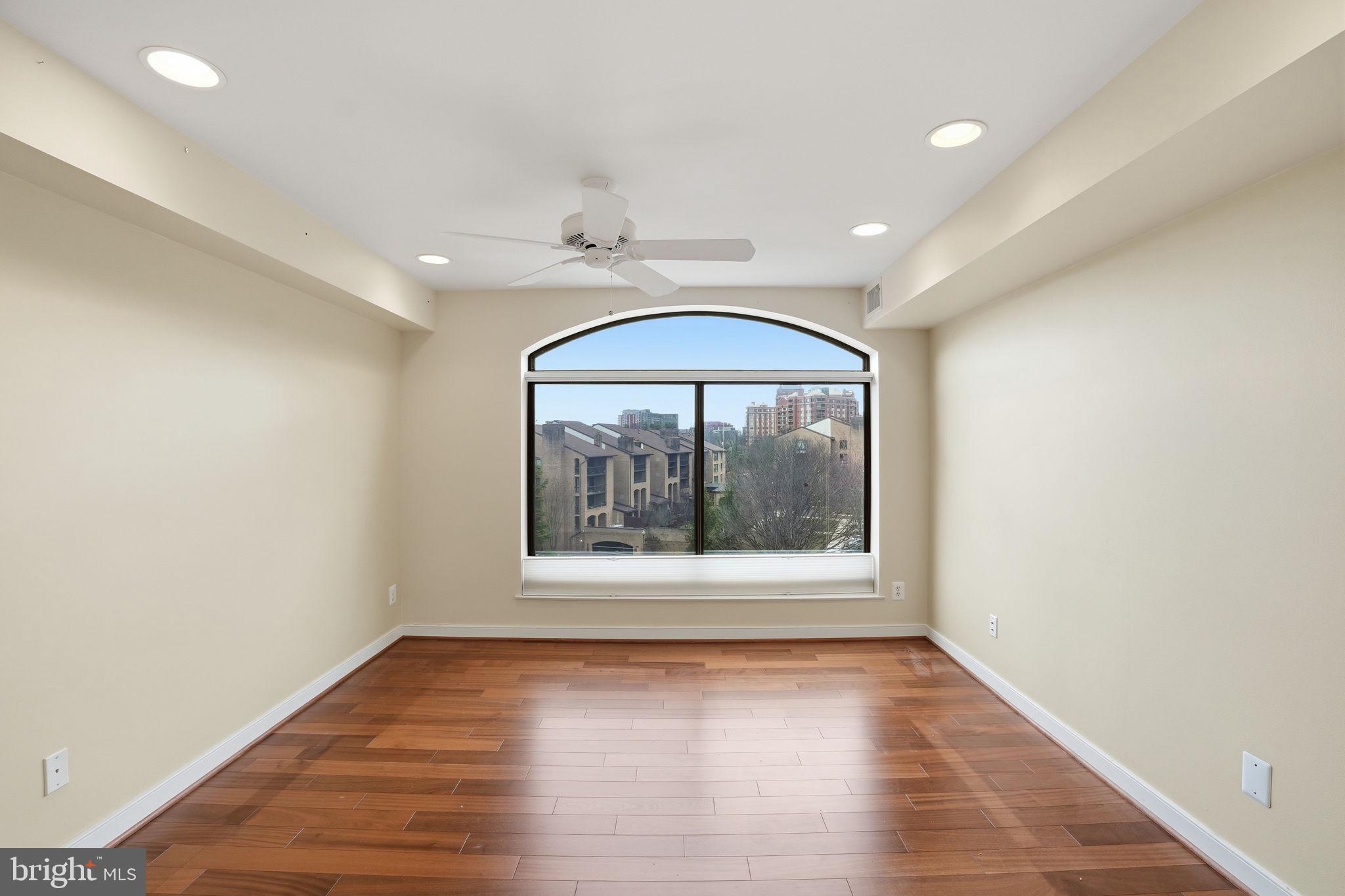 11400 Strand Drive, Unit R402 Rockville, MD 20852 - Photo 28 of 38 Bedroom 2