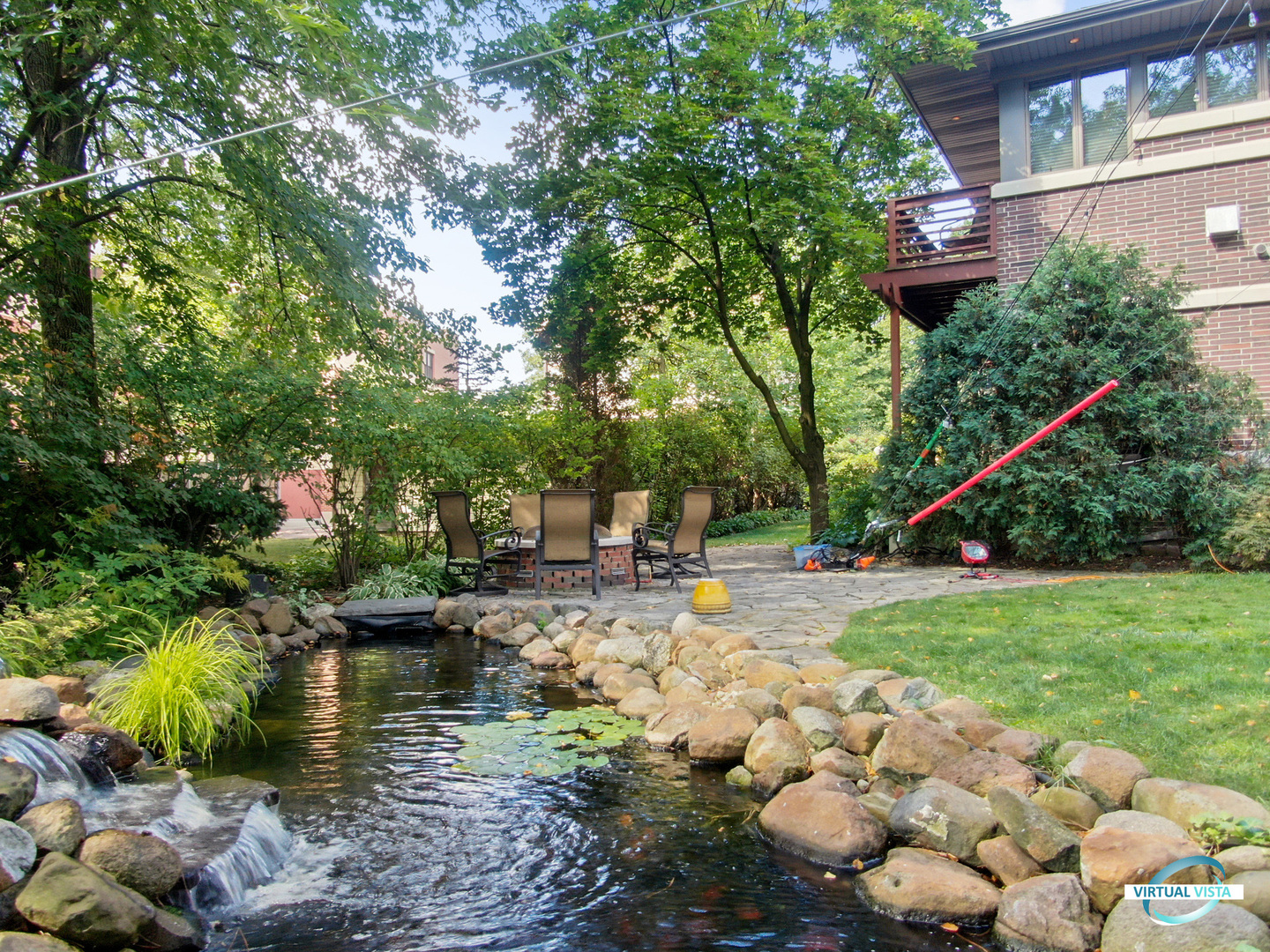 37 Longcommon Road Riverside, IL 60546 - Photo 4 of 34 a view of backyard with plants and trees