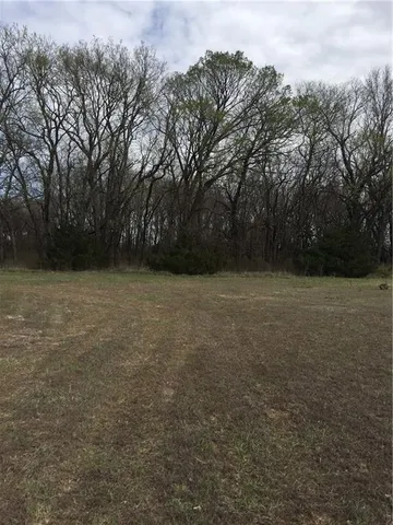 $7,500 | 93 Southwest Skyline Circle, Mound City, KS 66056