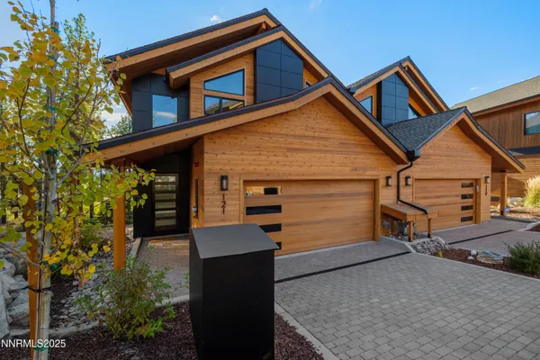 $2,544,990 | 121 Sierra Colina Drive, Unit 21, Stateline, NV 89449