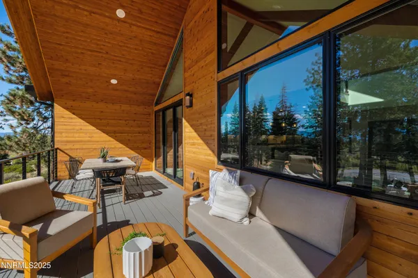 $2,544,990 | 121 Sierra Colina Drive, Unit 21, Stateline, NV 89449