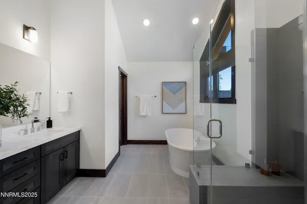 $2,544,990 | 121 Sierra Colina Drive, Unit 21, Stateline, NV 89449