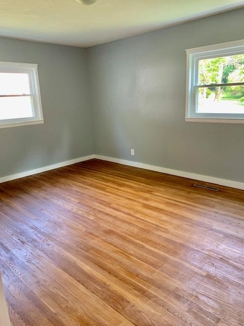 112 Underwood Road Oak Ridge, TN 37830 - Photo 17 of 40 BEDROOM 2
