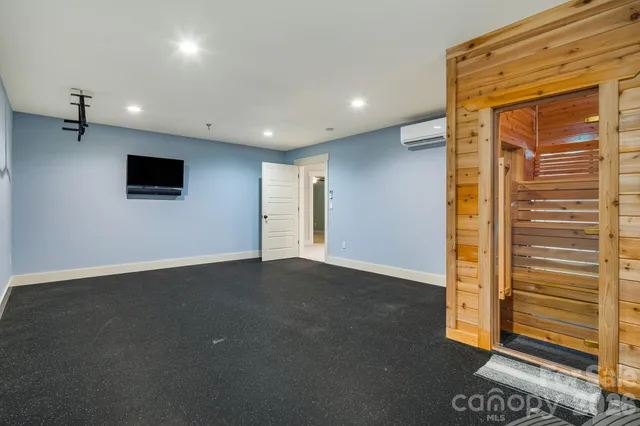 $875,000 | 5 Magnolia Farms Drive, Asheville, NC 28806