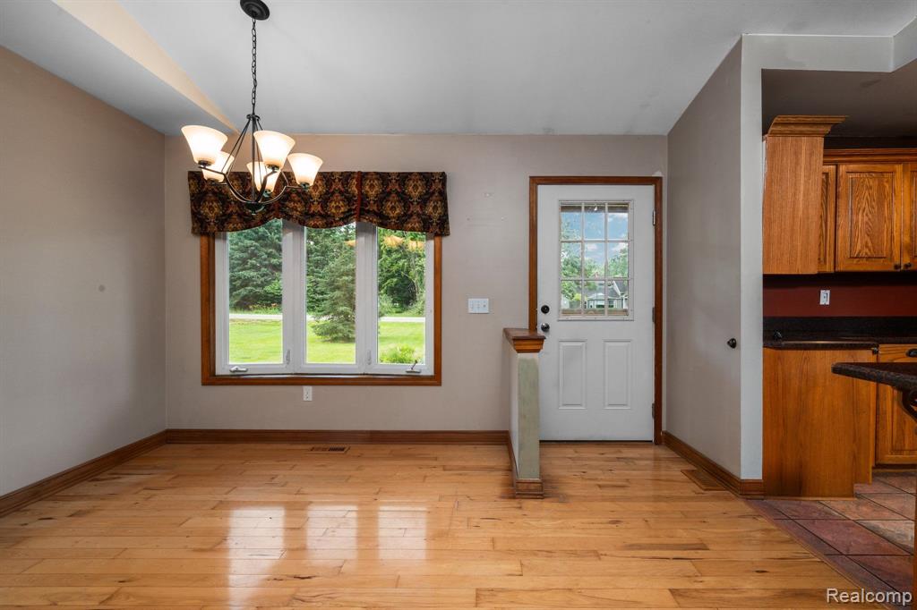 5760 West Mason Road Fowlerville, MI 48836 - Photo 2 of 23 Gallery Image 2