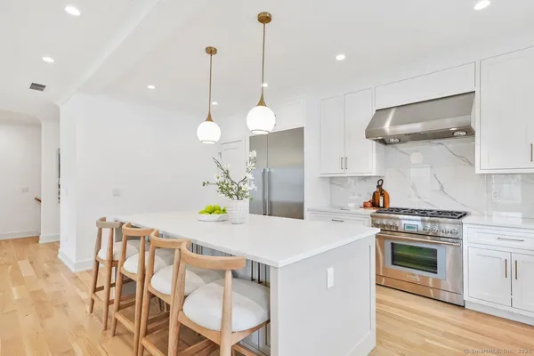 $1,749,000 | 345 Reef Road, Unit B6, Fairfield, CT 06824