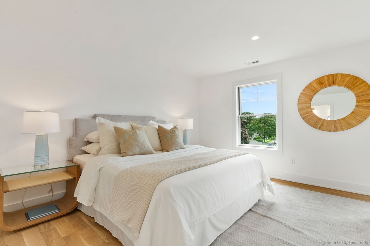 345 Reef Road, Unit B6 Fairfield, CT 06824 - Photo 12 of 40