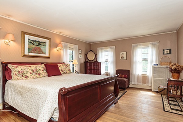 29 Stults Road Belmont, MA 02478 - Photo 11 of 26 Gallery Image 11