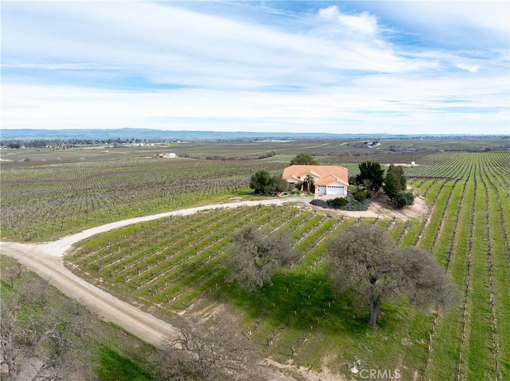 4774 Mill Road Paso Robles, CA 93446 - Photo 8 of 32