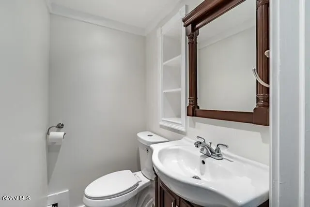 $249,900 | 924 River Road, Schodack, NY 12156