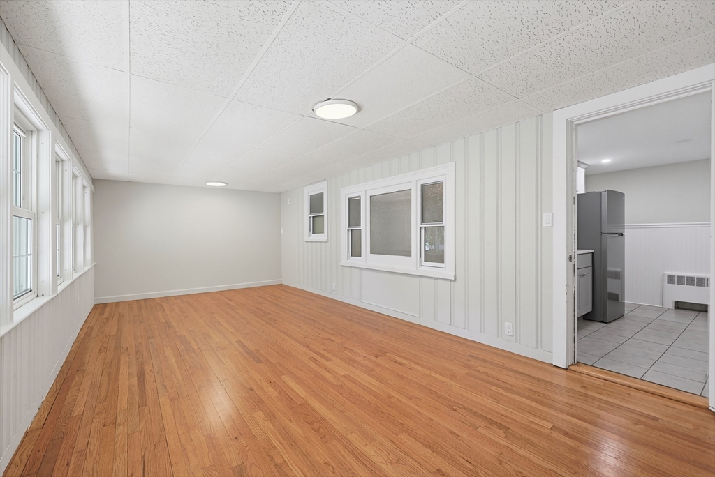 30 Arbor Road Chelmsford, MA 01863 - Photo 6 of 38