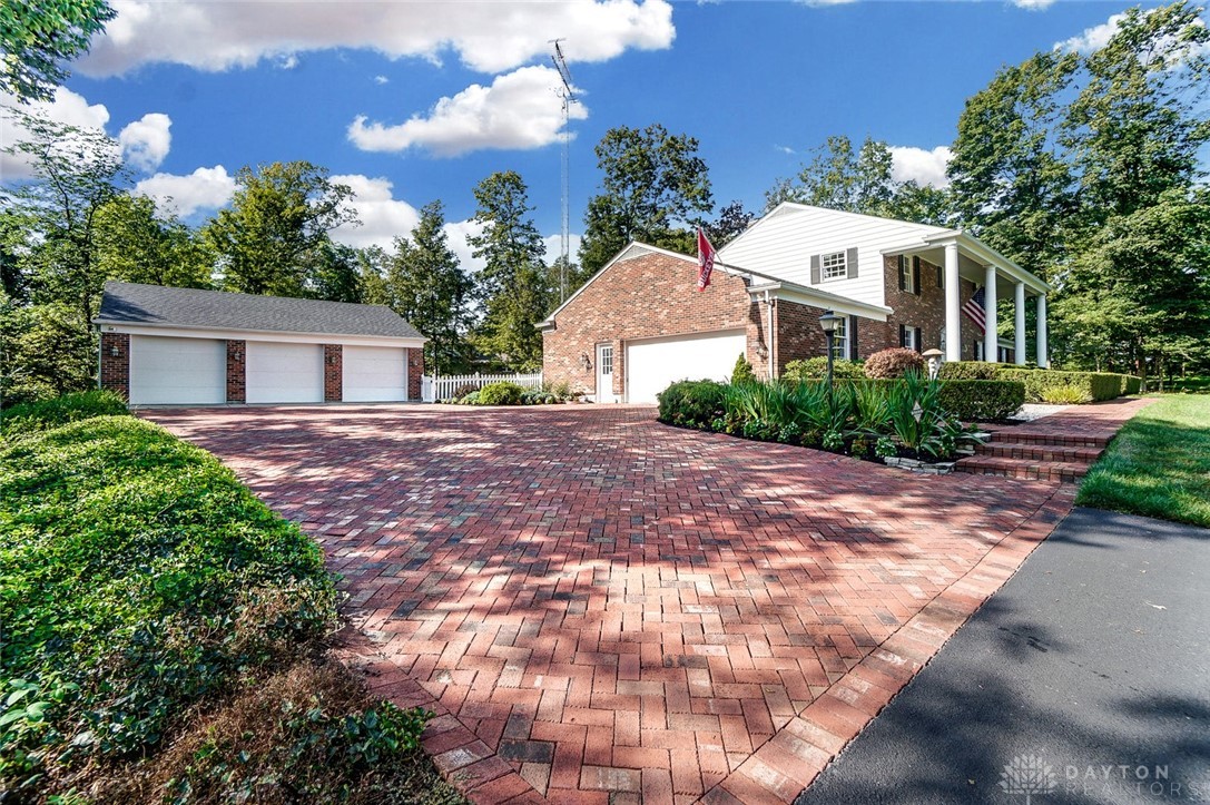 2345 Kemp Road Beavercreek, OH 45431 - Photo 4 of 93