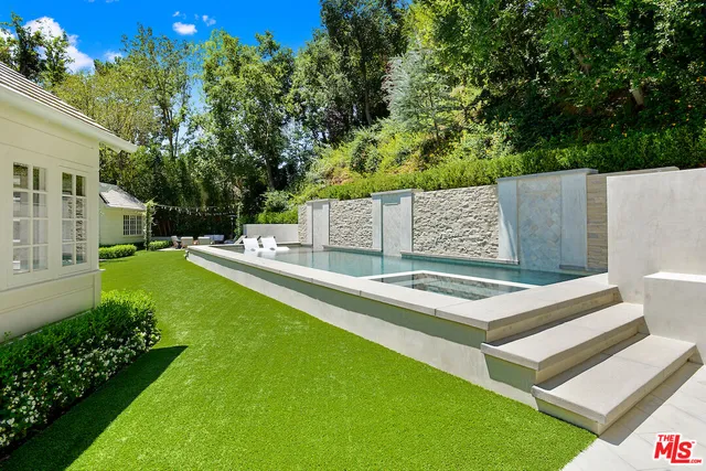 $7,600,000 | 2791 Hutton Drive, Beverly Hills, CA 90210