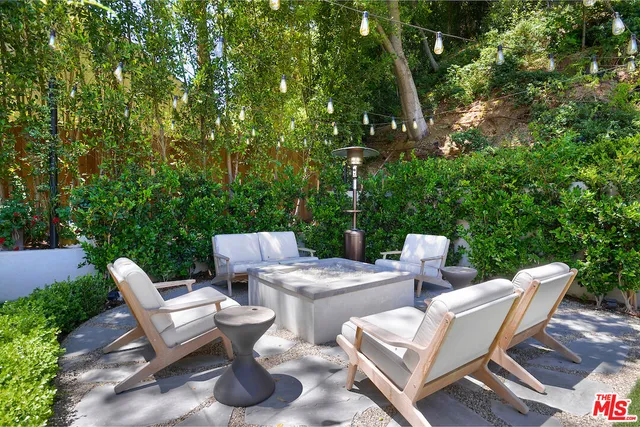 $7,600,000 | 2791 Hutton Drive, Beverly Hills, CA 90210
