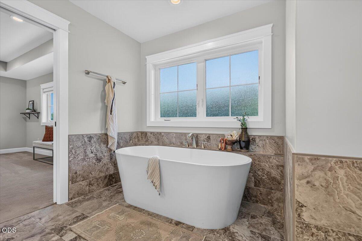 4048 Fieldbrook Avenue Medford, OR 97504 - Photo 62 of 89