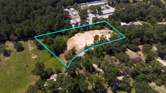 an outdoor view from a balcony