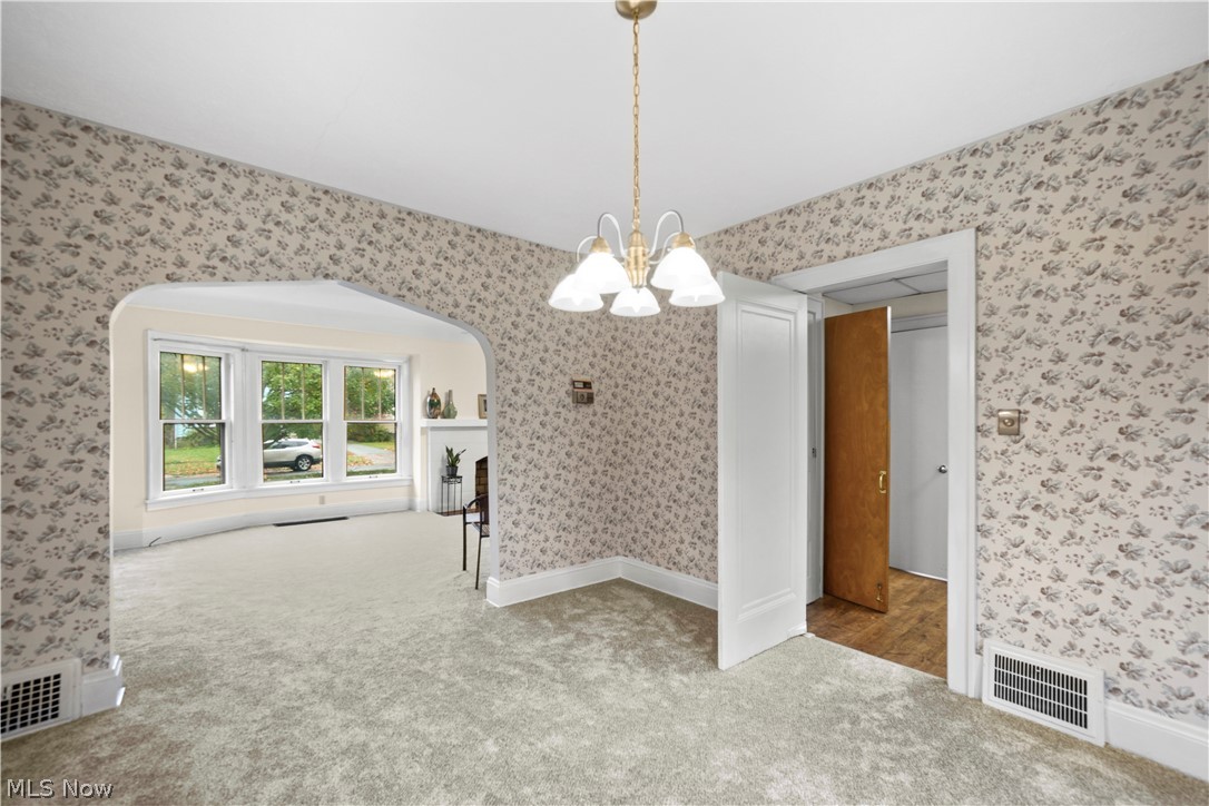 906 Cambridge Road Cleveland Heights, OH 44121 - Photo 4 of 23