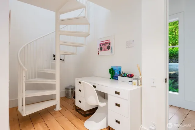 $9,000 | 21819 Southeast 13th Place, Sammamish, WA 98075