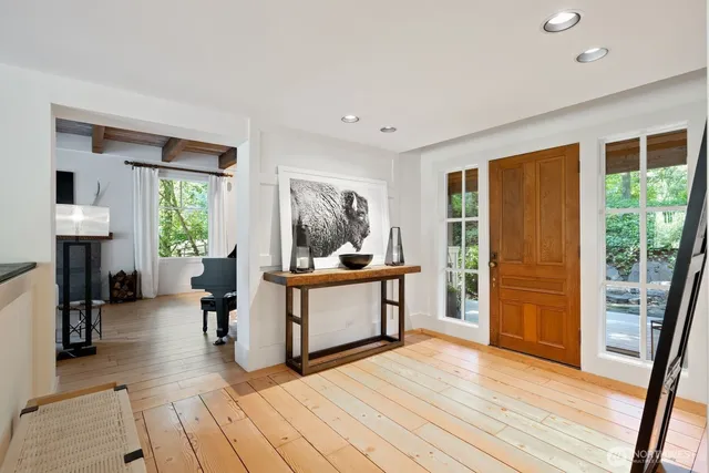 $9,000 | 21819 Southeast 13th Place, Sammamish, WA 98075