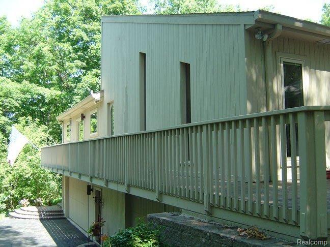 1035 Oak Hill Road Rochester, MI 48306 - Photo 16 of 20 CAT WALK