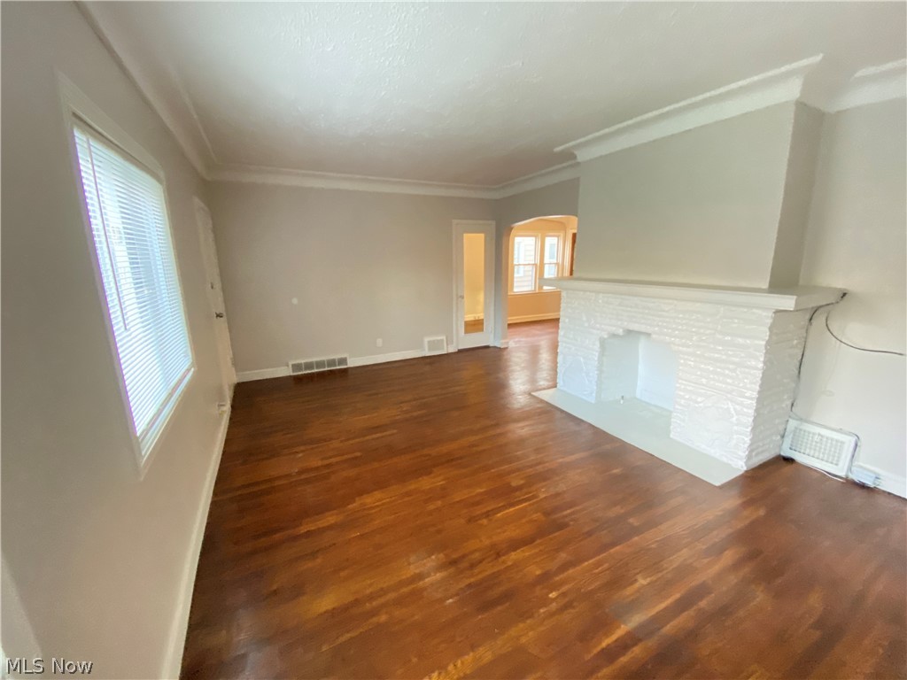 1478 Sherbrook Road, Unit LOWR Cleveland, OH 44121 - Photo 3 of 13