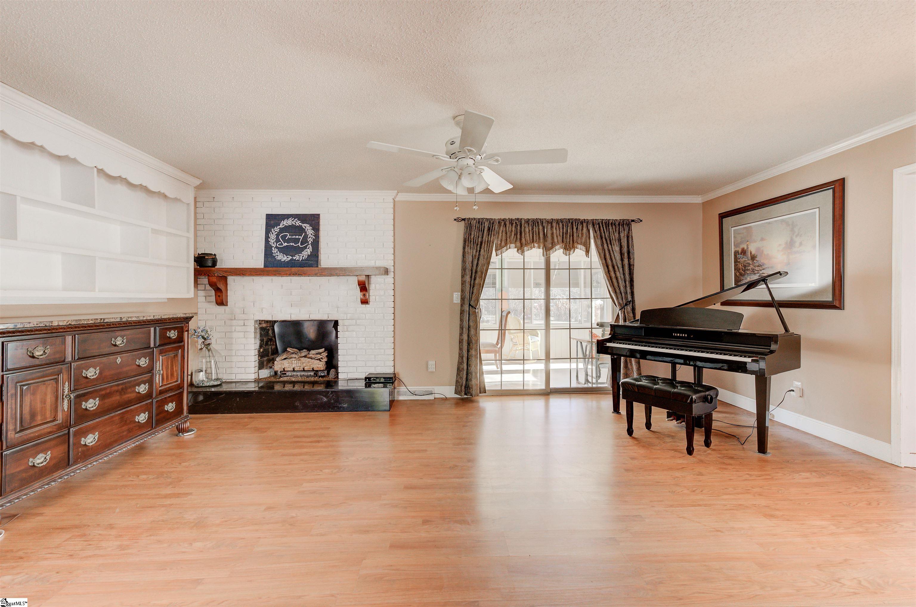 8 Arrowhead Road Greenville, SC 29609 - Photo 11 of 22
