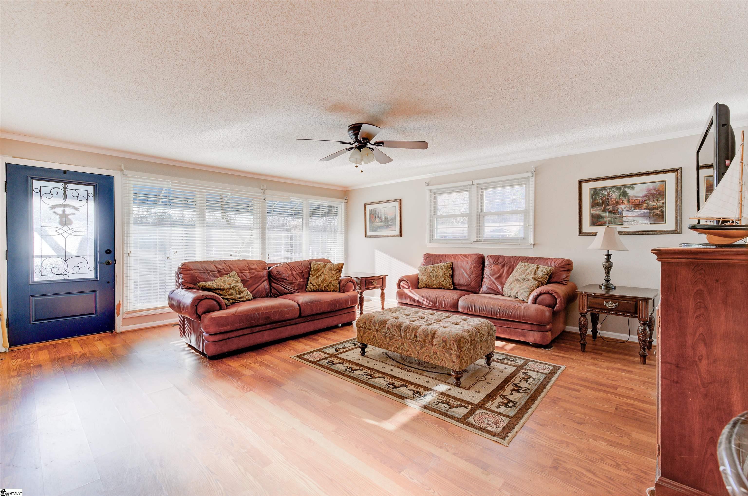 8 Arrowhead Road Greenville, SC 29609 - Photo 13 of 22