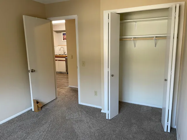 $244,900 | 12232 Oak Leaf Circle, Burnsville, MN 55337