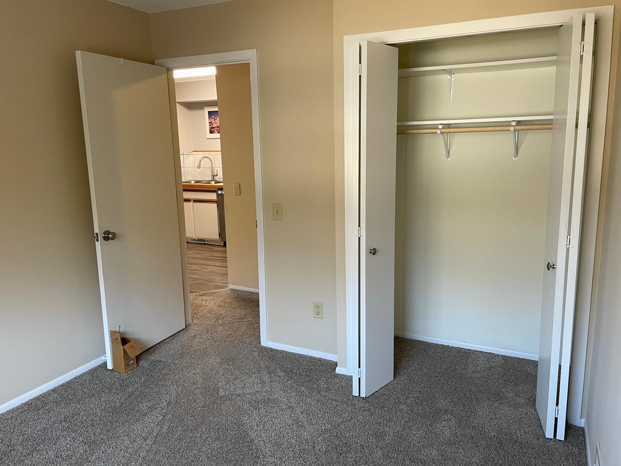 12232 Oak Leaf Circle Burnsville, MN 55337 - Photo 19 of 29