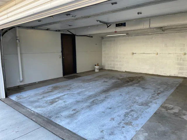 $244,900 | 12232 Oak Leaf Circle, Burnsville, MN 55337