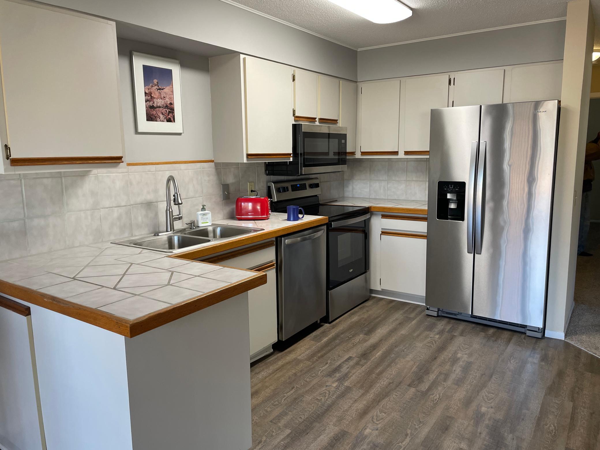 12232 Oak Leaf Circle Burnsville, MN 55337 - Photo 8 of 29