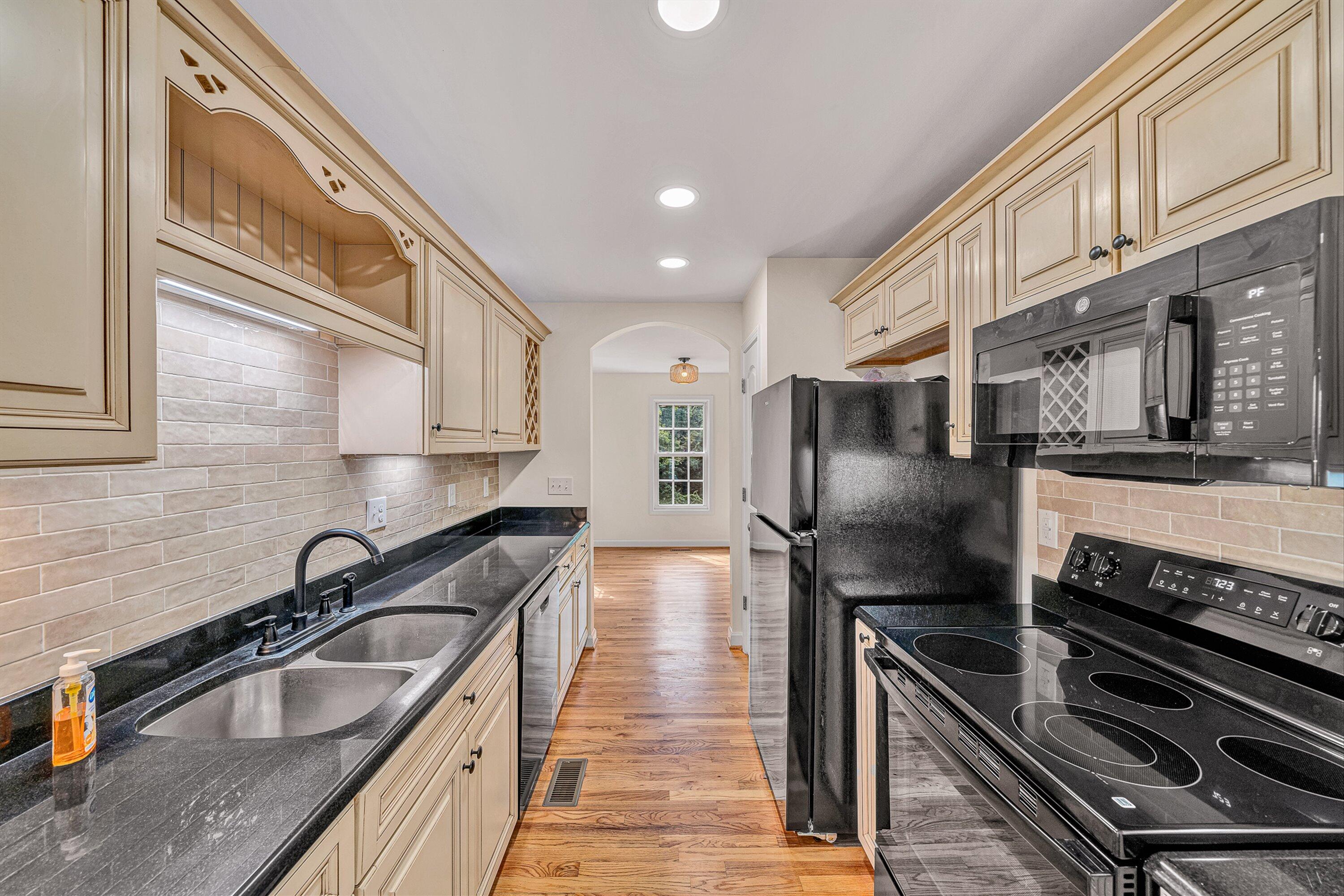 6267 Dillons Mill Road Callaway, VA 24067 - Photo 8 of 40 09-VM-02618