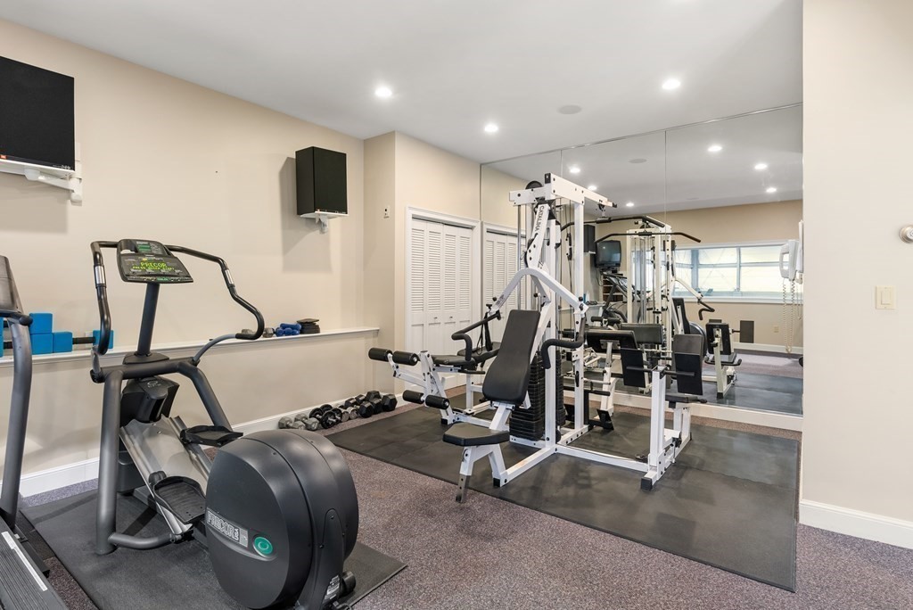 25 Huckleberry Hill Road Lincoln, MA 01773 - Photo 22 of 31