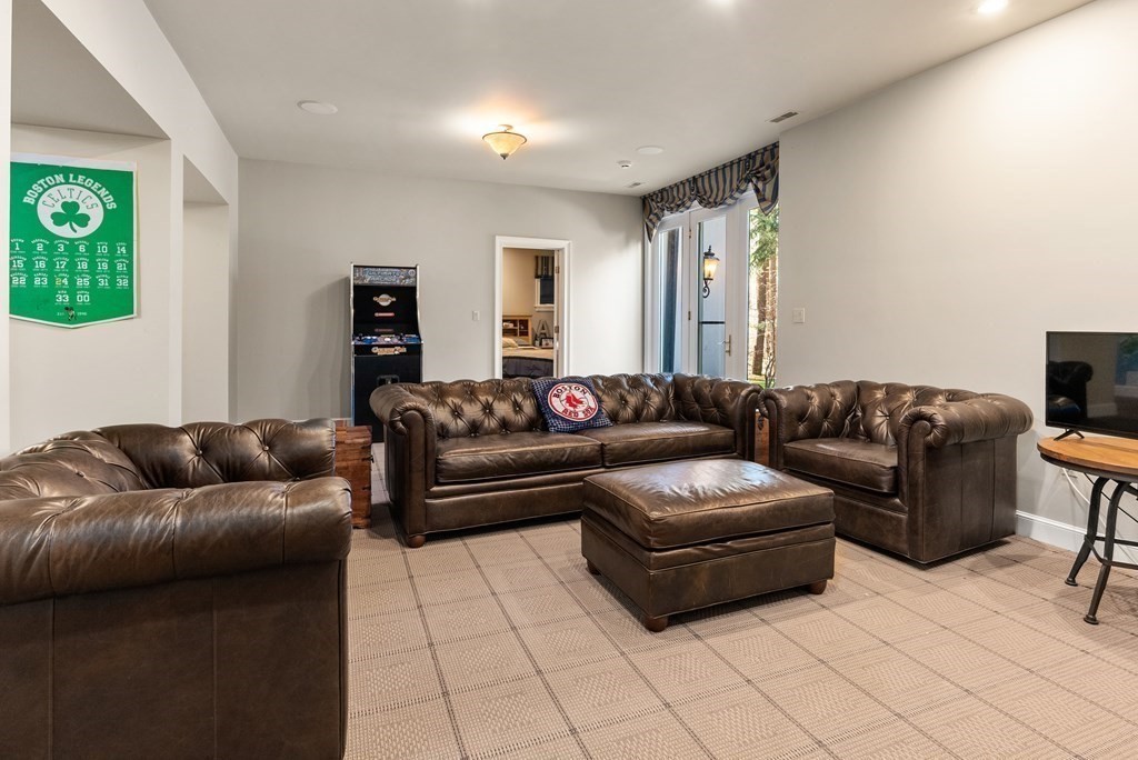 25 Huckleberry Hill Road Lincoln, MA 01773 - Photo 27 of 31