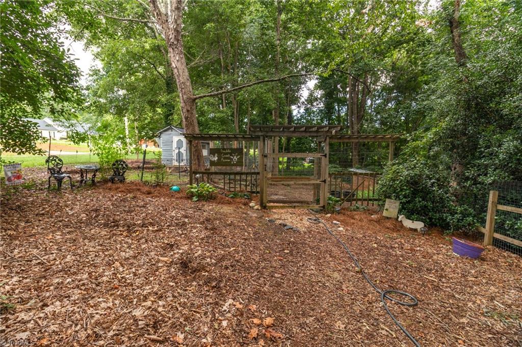 7511 McGee Road Rural Hall, NC 27045 - Photo 32 of 39 Room for Pets!