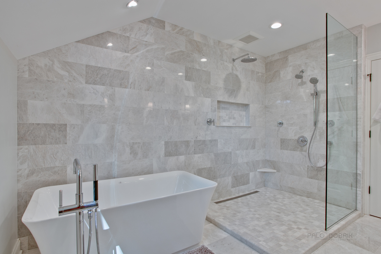 129 Ravine Forest Drive Lake Bluff, IL 60044 - Photo 23 of 38