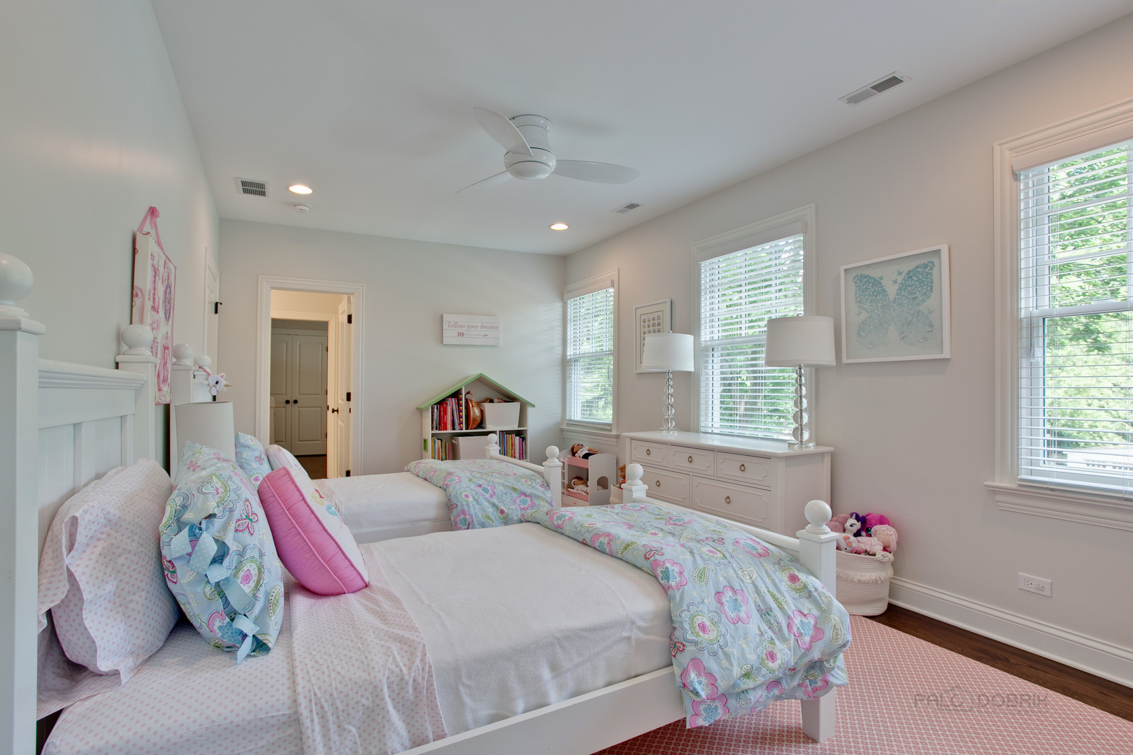 129 Ravine Forest Drive Lake Bluff, IL 60044 - Photo 26 of 38