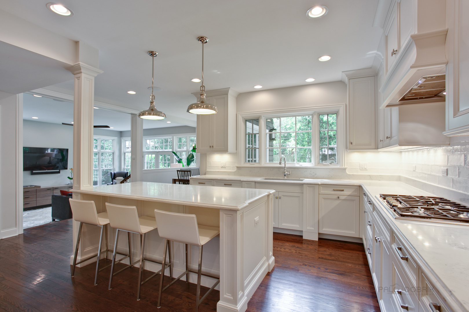 129 Ravine Forest Drive Lake Bluff, IL 60044 - Photo 10 of 38