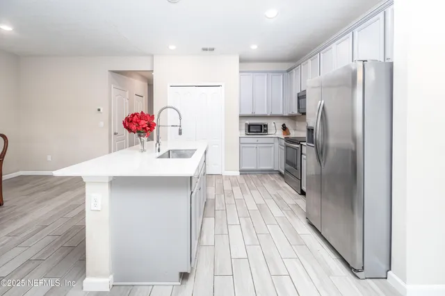 $235,000 | 10307 Benson Lake Drive, Jacksonville, FL 32222