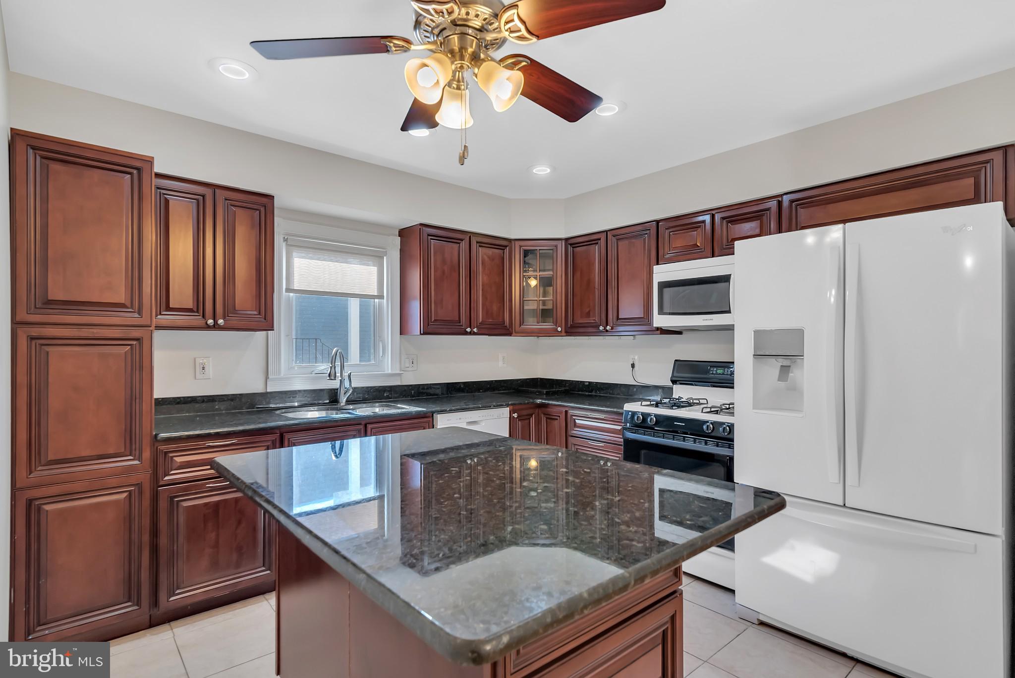 429 Densmore Road Philadelphia, PA 19116 - Photo 11 of 30 Gallery Image 11