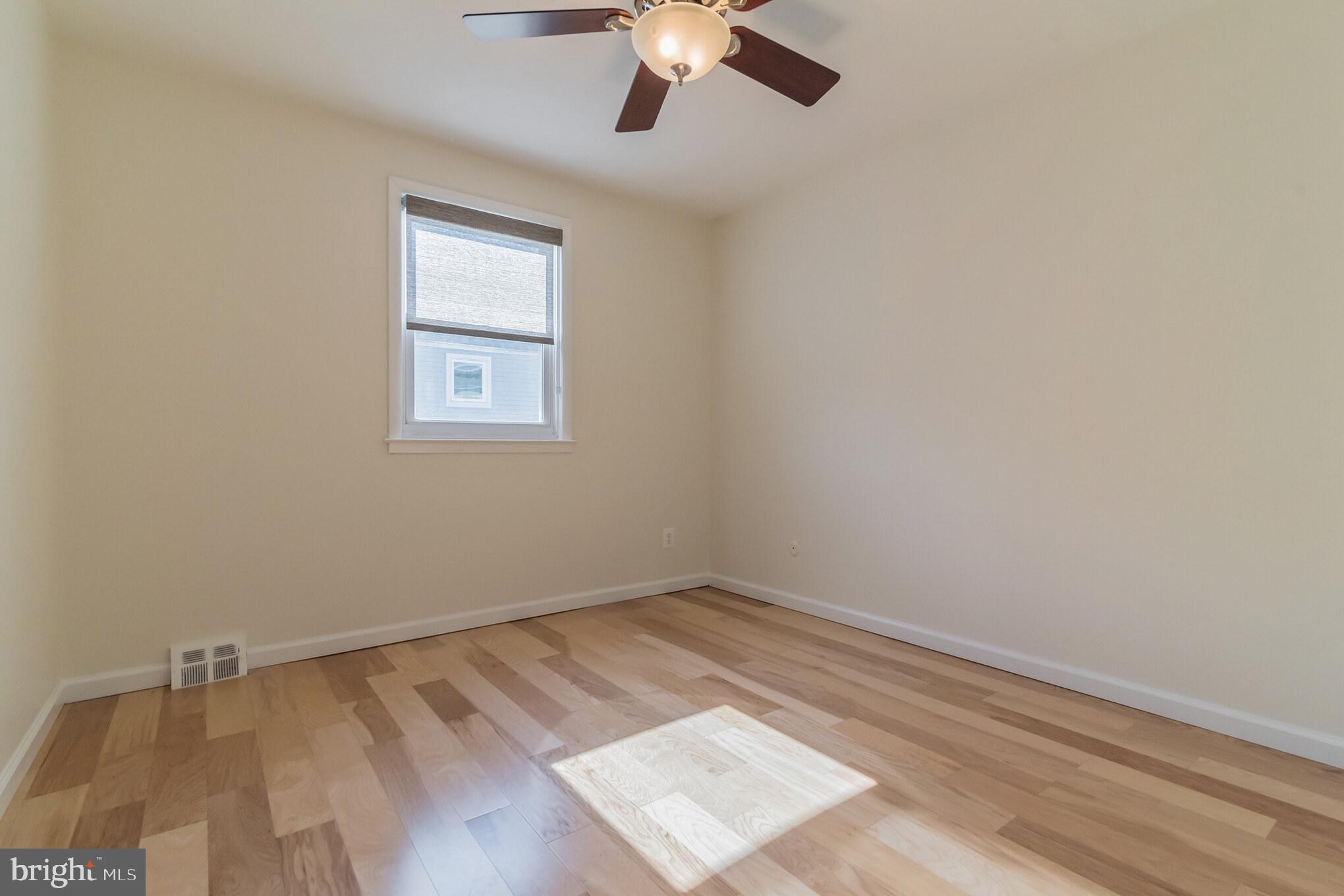 429 Densmore Road Philadelphia, PA 19116 - Photo 14 of 30 Gallery Image 14