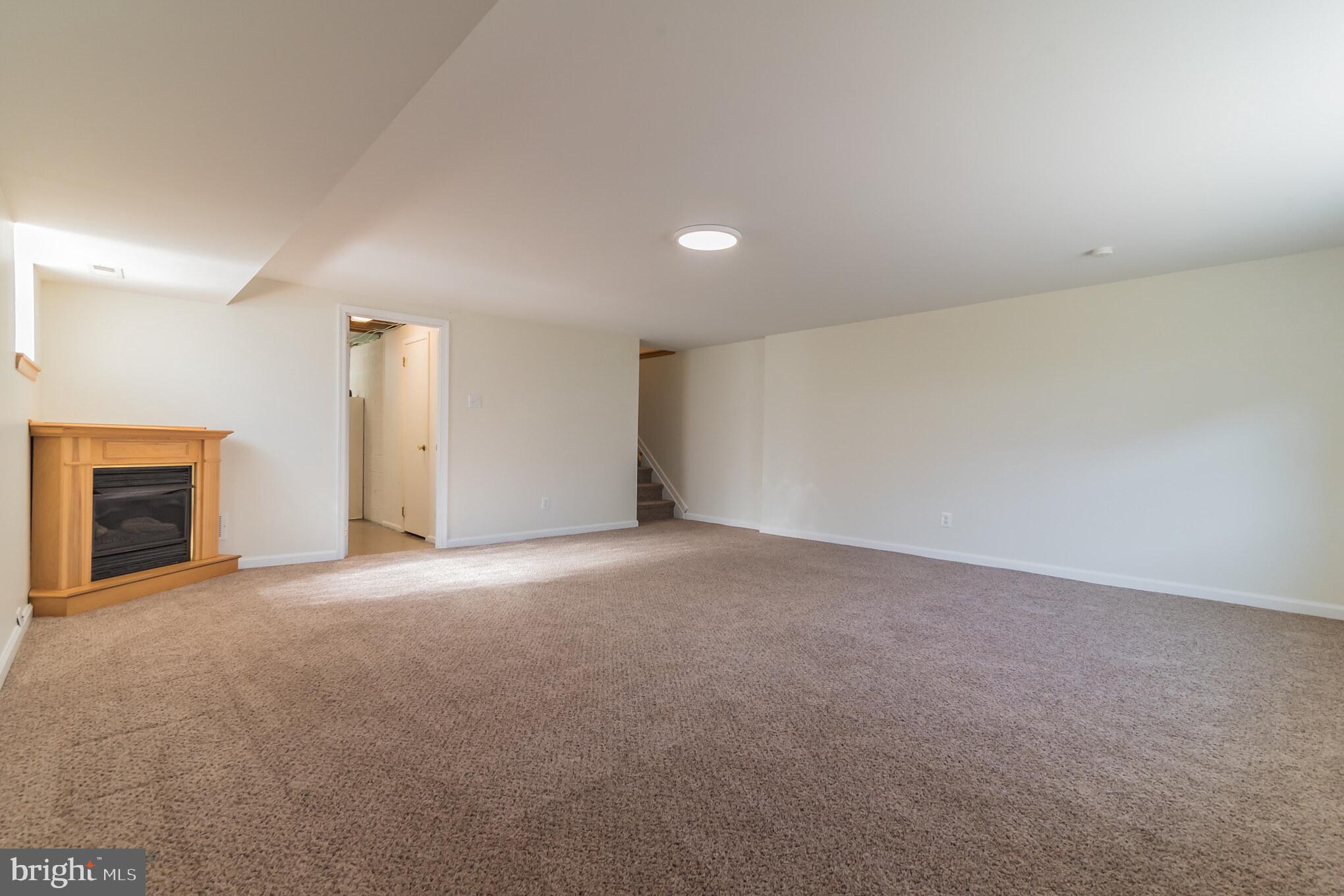 429 Densmore Road Philadelphia, PA 19116 - Photo 24 of 30 Gallery Image 24