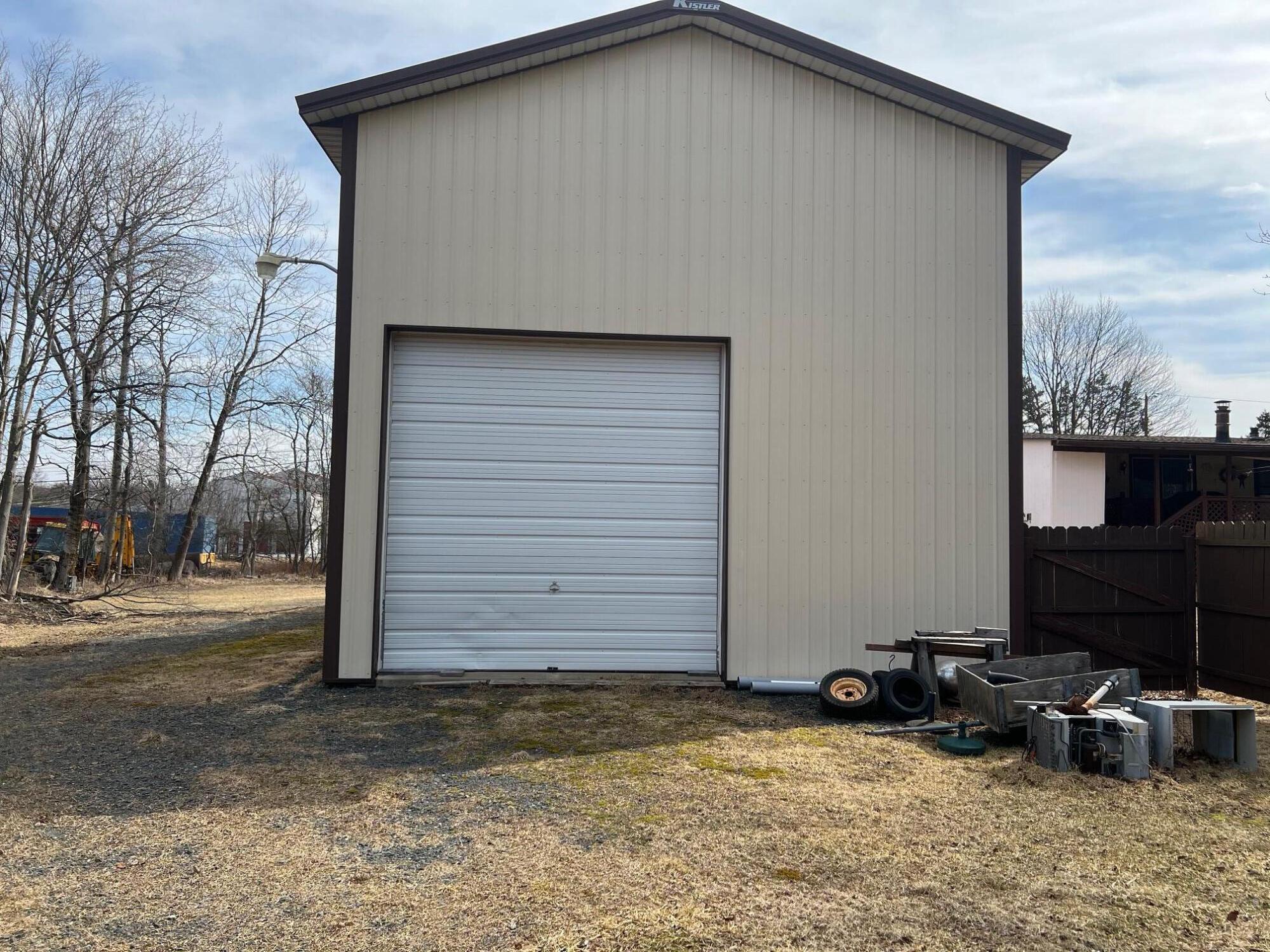 1271 Toll Road Effort, PA 18330 - Photo 4 of 8 Storage