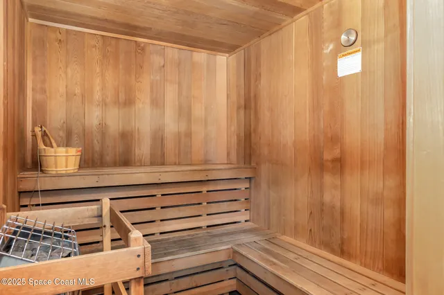 $3,200 | 601 Shorewood Drive, Unit 405, Cape Canaveral, FL 32920