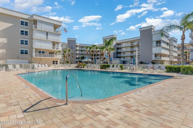 $3,200 | 601 Shorewood Drive, Unit 405, Cape Canaveral, FL 32920