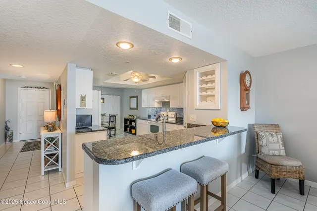 $3,200 | 601 Shorewood Drive, Unit 405, Cape Canaveral, FL 32920