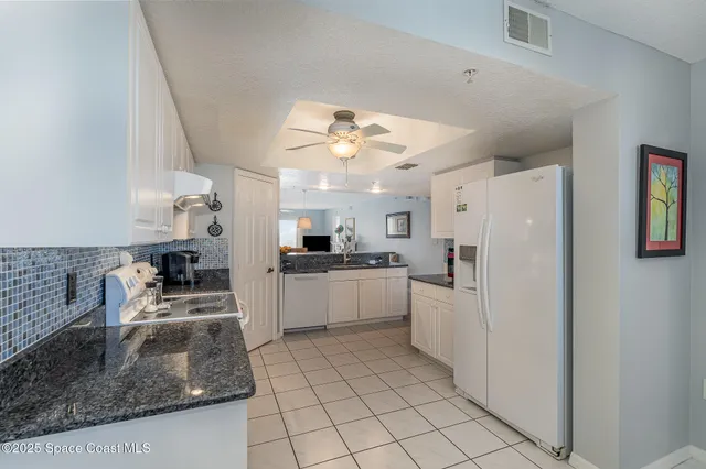 $3,200 | 601 Shorewood Drive, Unit 405, Cape Canaveral, FL 32920